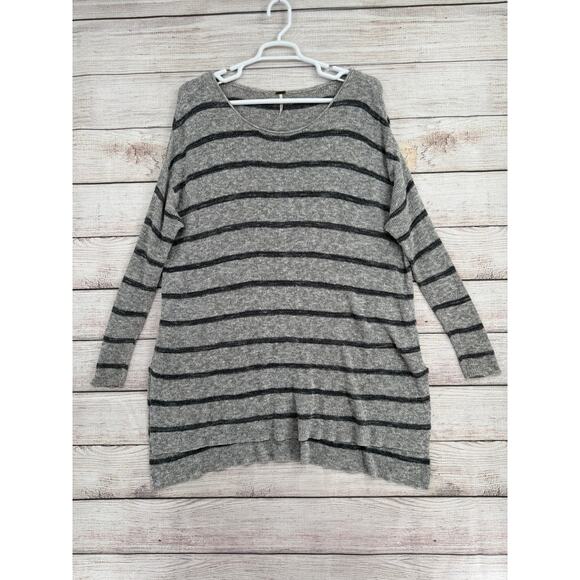 Free People Striped Split Hem Tunic Sweater Womens Large Gray Black Knit - Picture 1 of 12